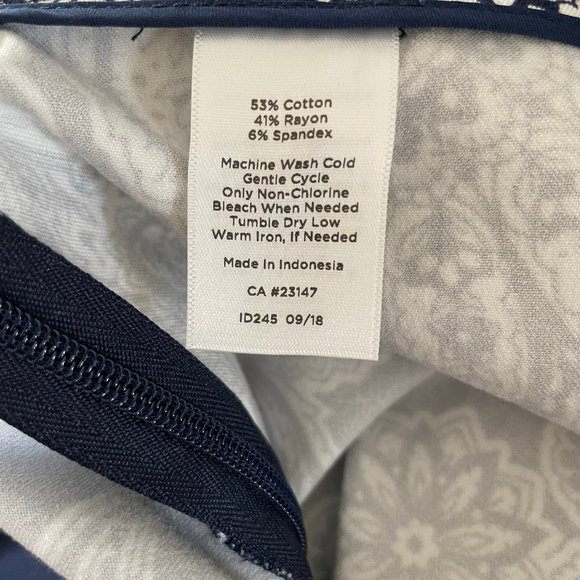 Talbots Chatham Ankle Pants Sz 12 Navy/White NWT - Picture 8 of 13
